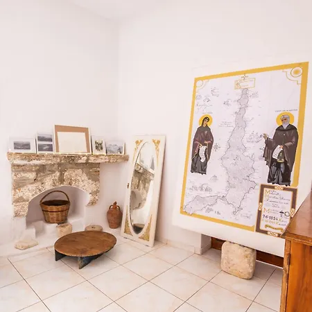 Constantino Traditional Retreat - 19th Century *