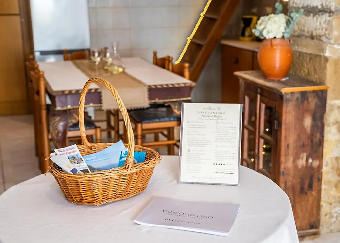 بيت للعطل Constantino Traditional Retreat - 19th Century *