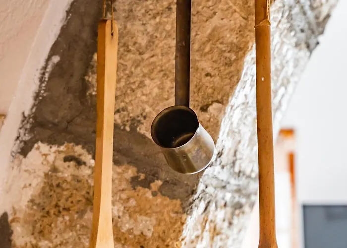 Constantino Traditional Retreat - 19th Century بيت للعطل *