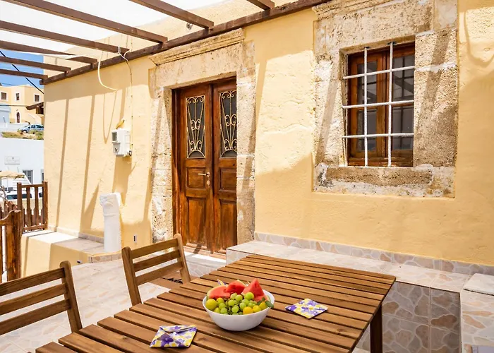 Constantino Traditional Retreat - 19th Century *